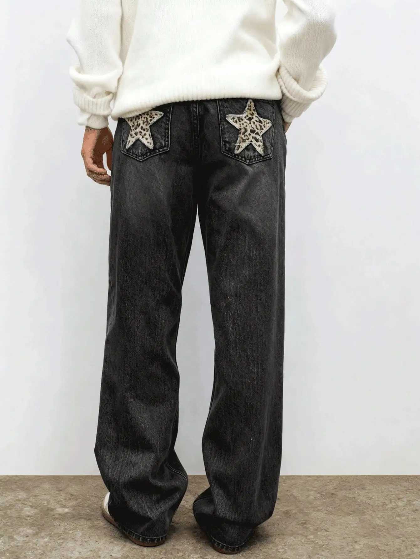 High-Quality Womens Black Jeans with Leopard Print and Star Pattern - Low-Rise Design Denim PantsT260310