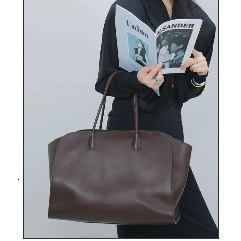 2025 New Model Jenner Style Niche Marlo17 Handbag Tote Briefcase Underarm Bag Bags Handbags Women Free Shipping