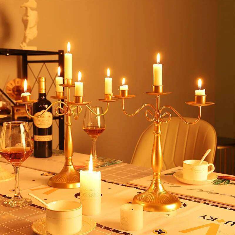 European Retro Wrought Iron Candlestick Decoration Suitable for Romantic Candlelight Dinner Shooting Decorative Props H260310