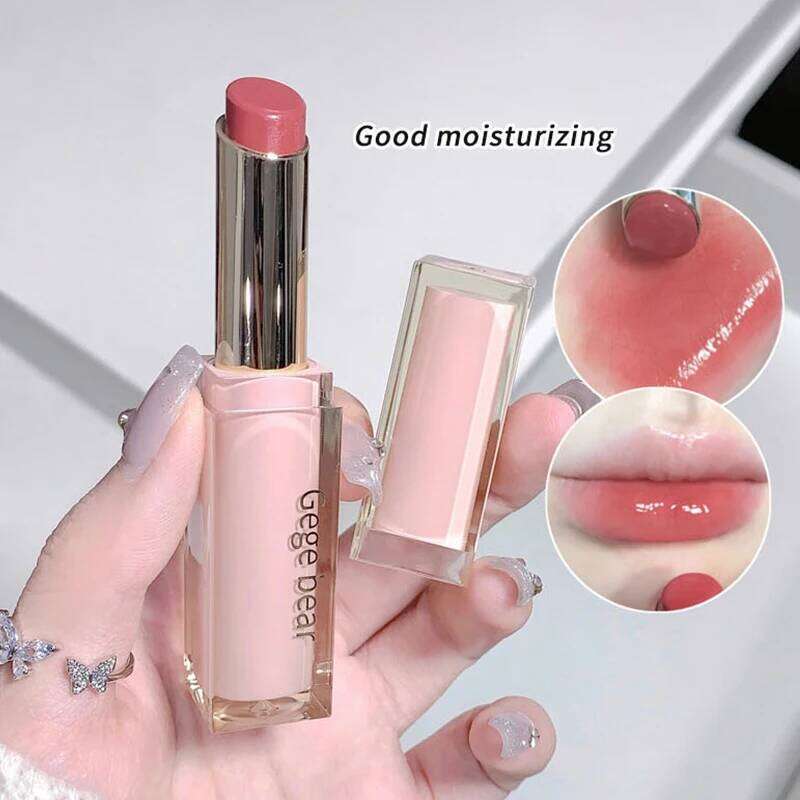 When light, soft smooth lipstick hydrates moisturizing and white, not easy stick to the cup Z260310