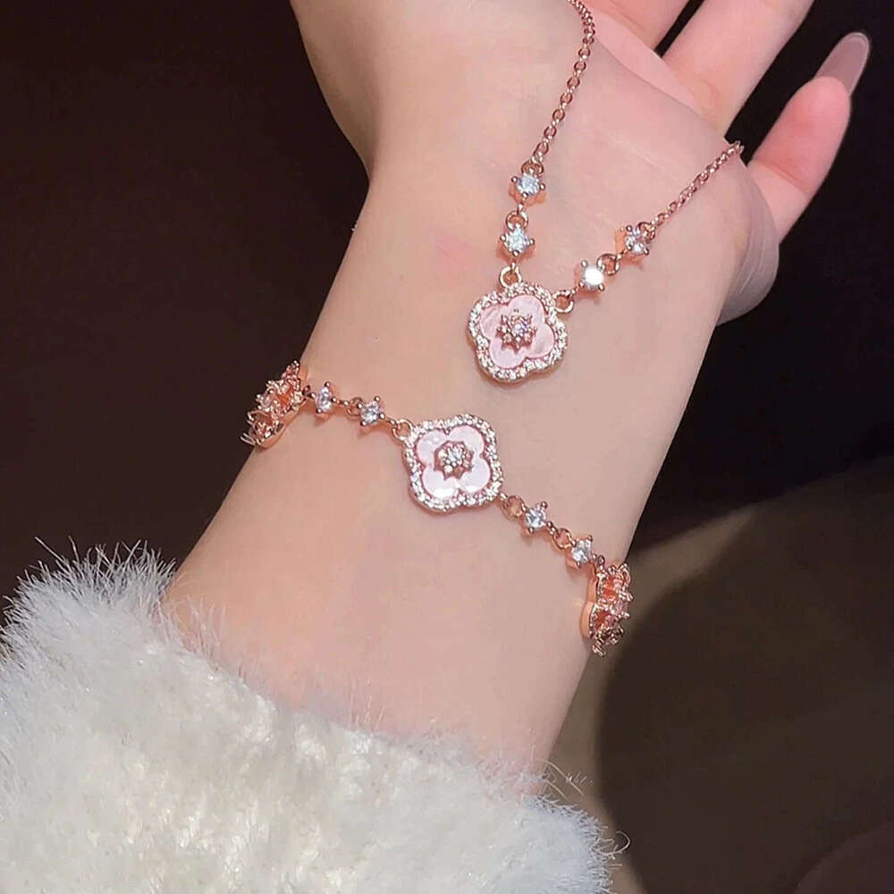 Korean Style Hot-Selling Niche High-End Pink Flower Sparkling Diamond Bracelet for Women Elegant Fashion Exquisite Necklace Set