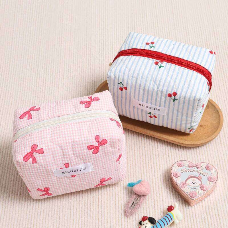 Plaid Bow Makeup Bag Quilted Cherry Cosmetic Pouch Student Lightweight Storage XJ260310
