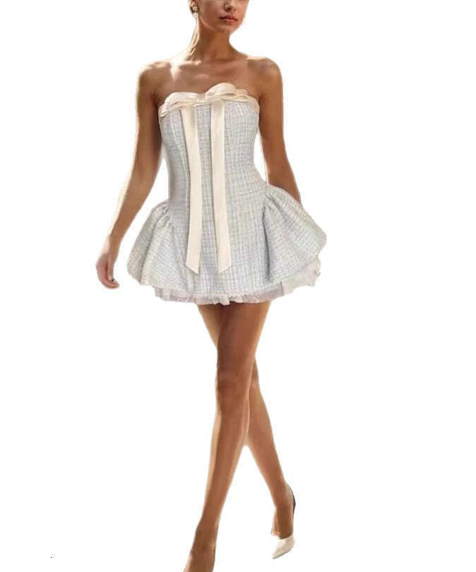2026 new niche design sweet and sexy short skirt with tight corset, waist cinching, slimming and fluffy skirt