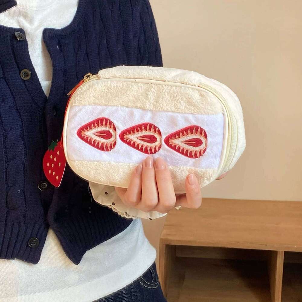 Strawberry Sandwich Makeup Bag Portable Large Capacity Women Multifunctional Plush Toiletry Cosmetics Case XJ260310