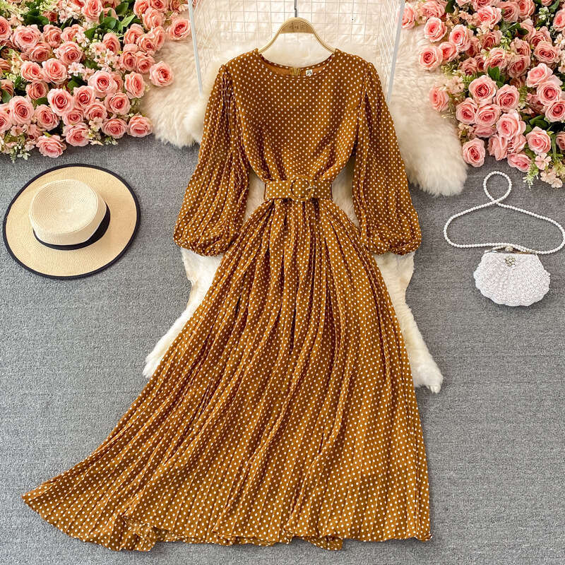 2026 vacation style beach long dress with waistband and big hem chiffon dress with polka dot pattern for autumn wear