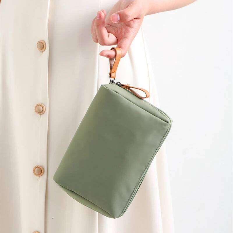 New Arrival Cosmetic Simple Solid Color for Women Makeup Pouch Toiletry Bag Waterproof Make Up Purses Case 2023 XJ260310