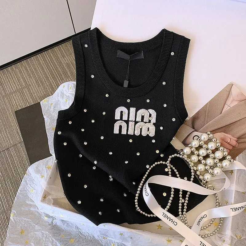 Korean Fashion Luxury Knit Vest Rhinestone Inlay, Slim Fit, Sexy Sleeveless Tank Top for SummerT260310