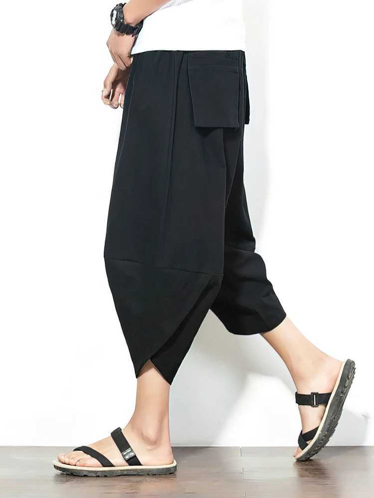 Beach Summer Cotton Linen Cargo Shorts Men Baggy Wide leg Casual Capris Pants Male Sport Running Shorts 2025 Harem Trousers N260310