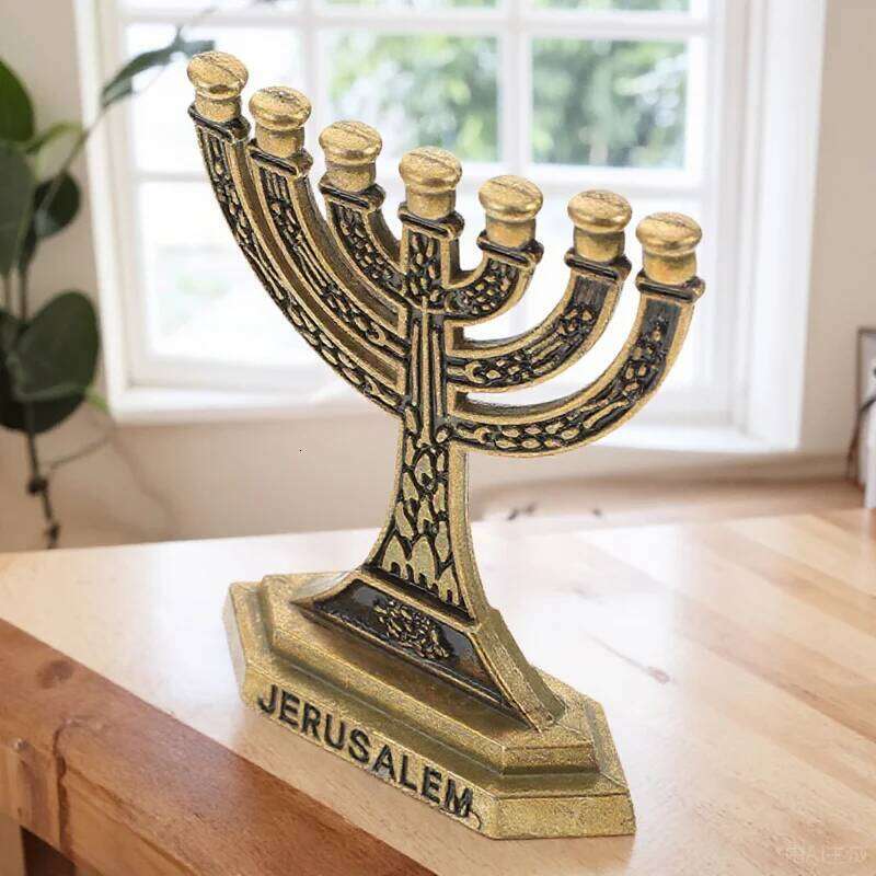 7-Branch Alloy Holder Retro Style Table Centerpiece Decorative Taper Candlestick Wedding Dinner Room Desktop Ornament H260310