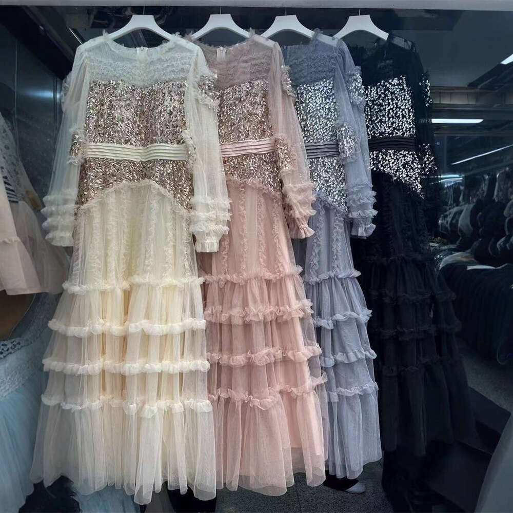 2026 autumn/winter dreamy fairy princess style exquisite sequin mesh long dress suitable for hostess bridesmaids or dinners