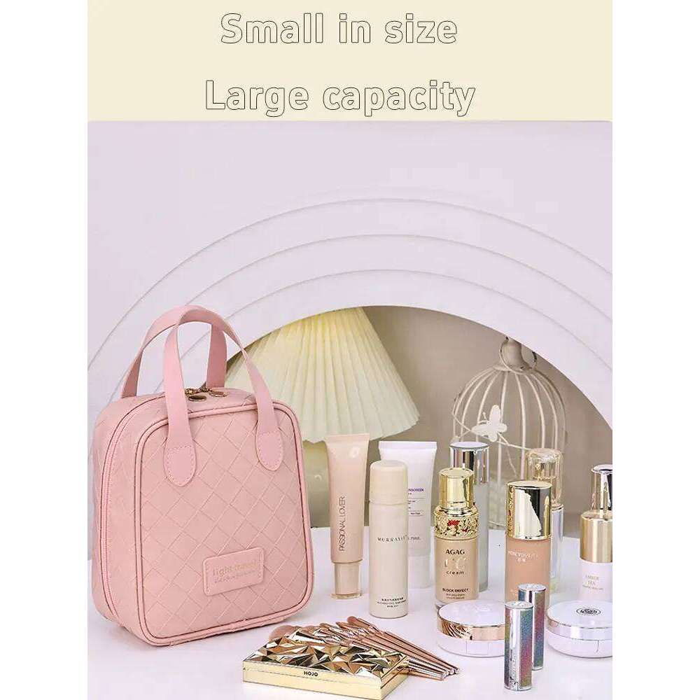 1PC Autumn and Winter new portable high-end woven bag, convenient travel makeup bag XJ260310