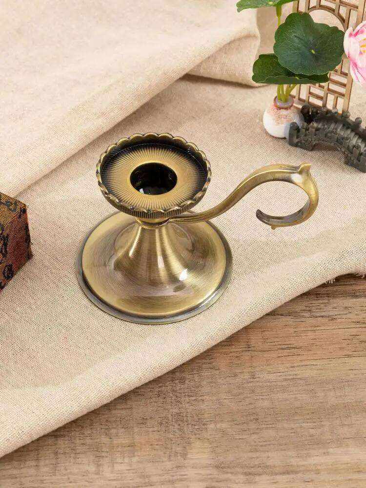 1PC European style church home villa handicraft ornaments metal hand-held holder magnifying candle romantic light H260310