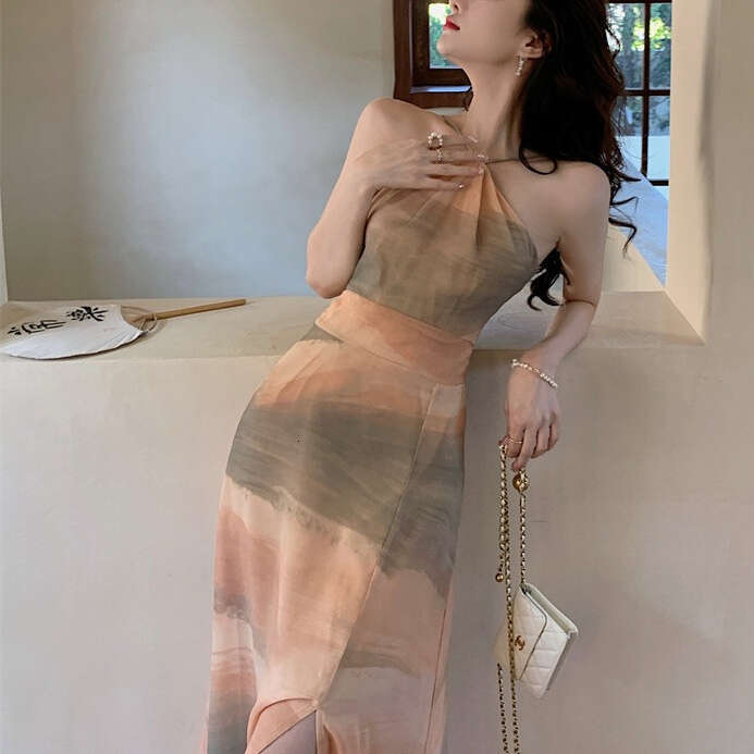 Chiffon niche sleeveless slit camisole dress, retro small fragrance style, waist cinched long seaside vacation beach dress