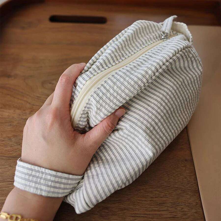 Handheld large-capacity cosmetic bags men women universal portable wash travel organizer clothing storage liner bag XJ260310