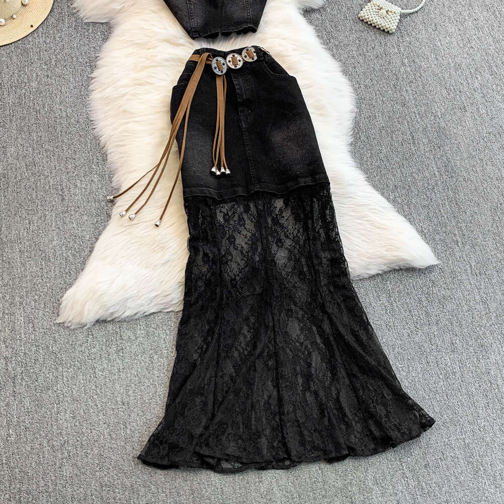 2026 designer American retro short black denim vest sexy high waisted slim fit lace patchwork skirt