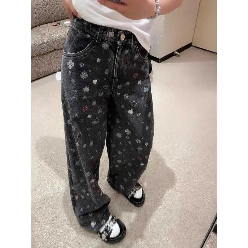 2025 Autumn And Winter Black Gray Laser Graffiti Camellia Vintage Jeans Printed Trousers WomenT260310