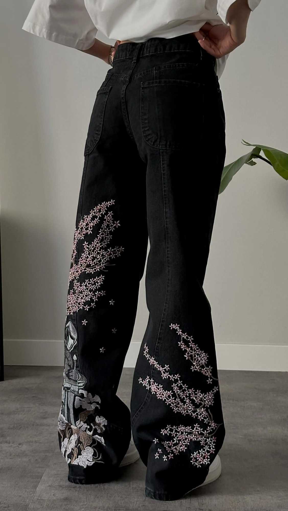 Women Retro Cherry Blossom Knight Embroidery Jeans Y2k Retro Baggy Black Straight Denim Pants Street Wash High Waist Jean Men M260310