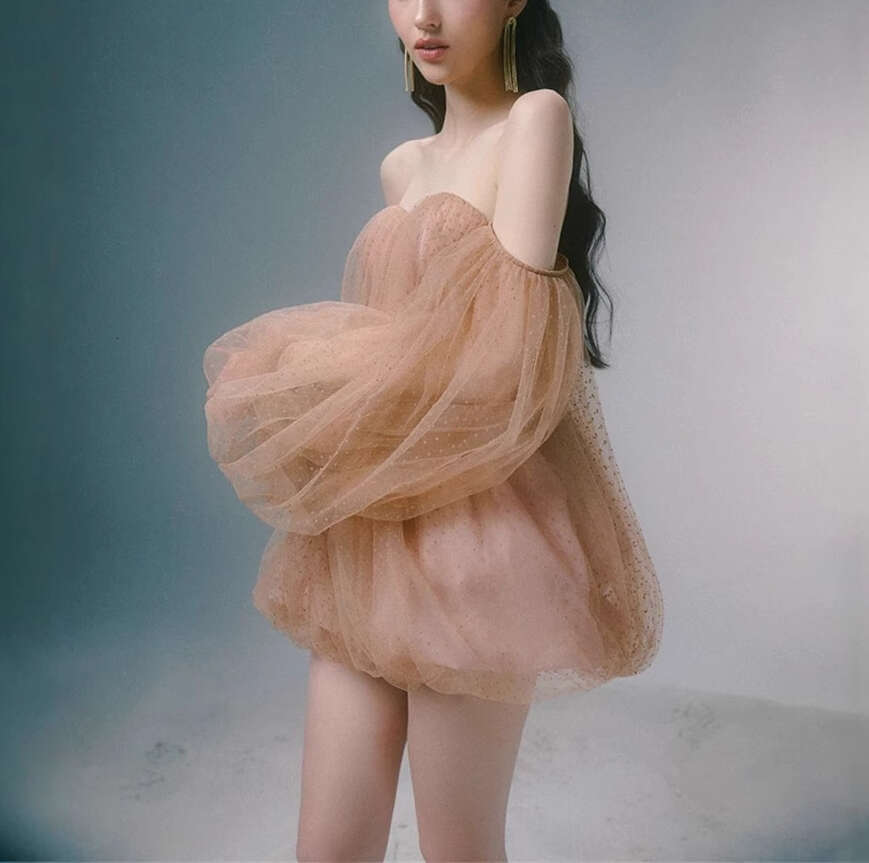 2025 spring and summer niche sexy strapless fairy style mesh multifunctional anti-aging short skirt long women's top