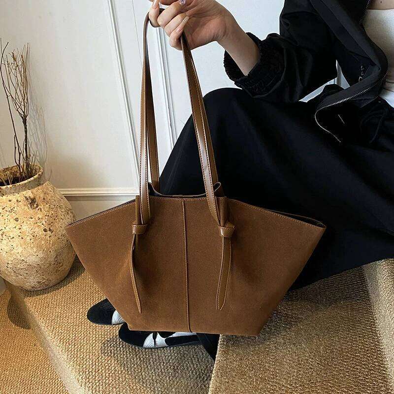 Faux Suede Tote Bags For Women Luxury Designer Handbags Purses 2025 New In Vintage Large Capacity Shoulder Bag XJ260310