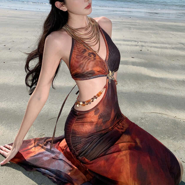 2026 spring and summer new designer elegant strapless dress suitable for sexy girls, new holiday printed backless sleeveless dress