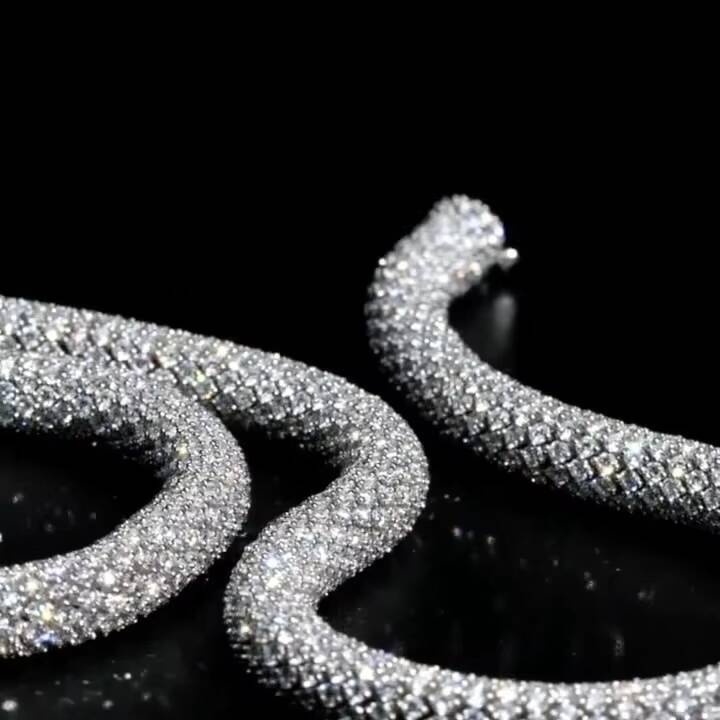 Unique Design Stylish Iced Out 95MM Hand Setting VVS Moissanite Link Chain Necklace