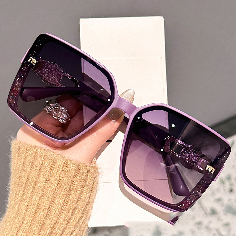 Free shipping 2026 New Fashionable Cut Edge Semi-Framed High-Quality Trendy Minimalist Sunglasses Perk plain