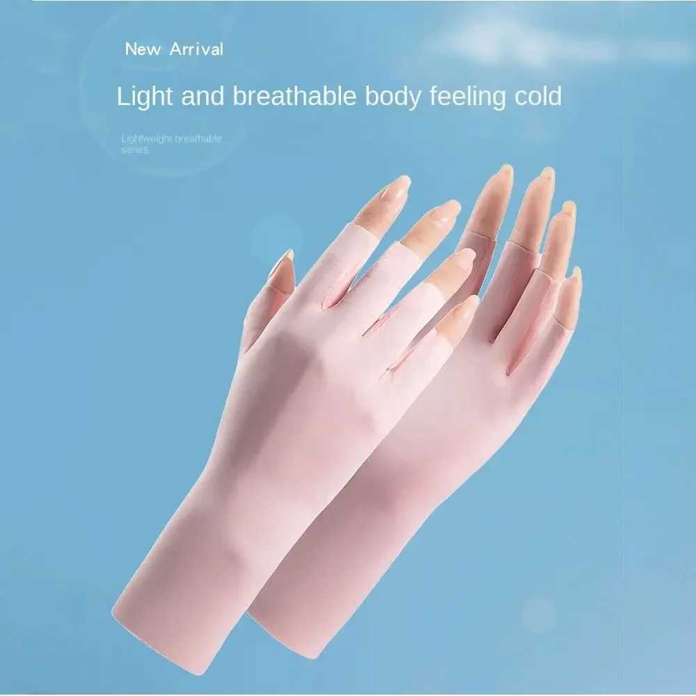 1 Pair Fingerless Gloves Thin Outdoor Riding Gloves UV Protection Multicolor Driving Gloves Stretch Female Touchscreen M260311