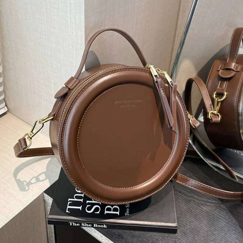 Solid color Crossbody For Round Small Handbag Women Fashion Designer Bags Leather Shoulder Bag Female Zipper Purses XJ260311