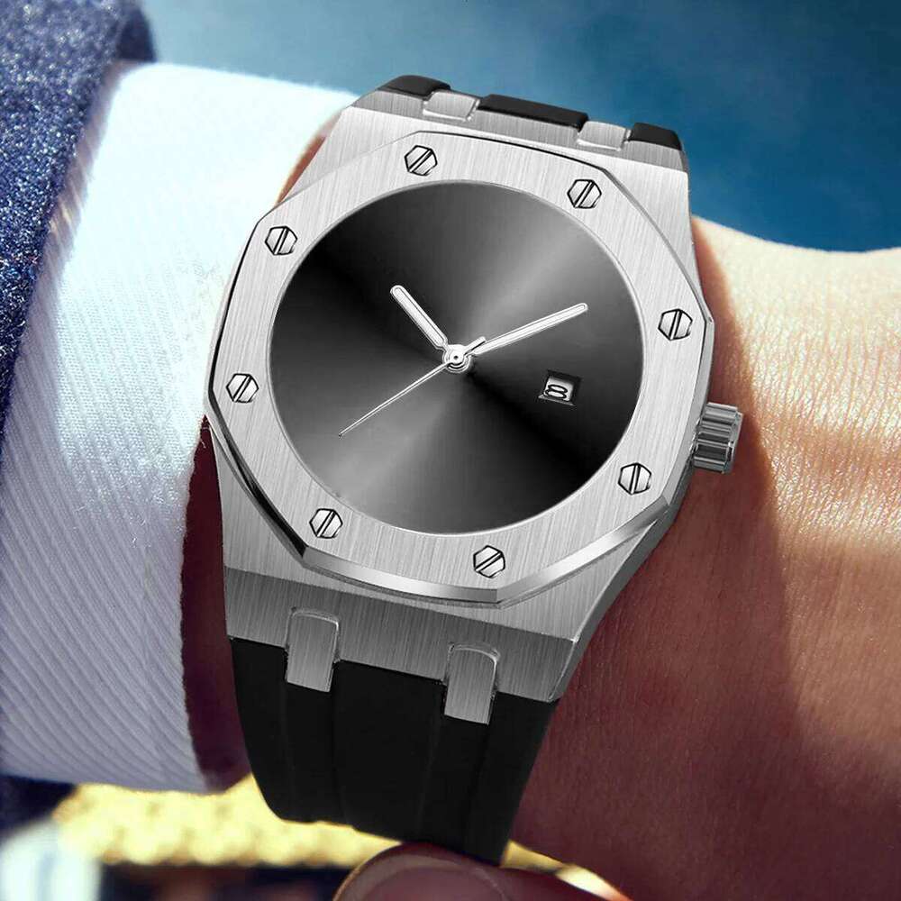 Classic Fashion Sports Rubber Strap Waterproof Men's Quartz Watch