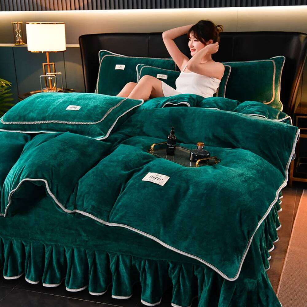 Winter Warm Soft Four Piece Thickened Milk Velvet Bedding Quilt Pillowcase Bed Sheet Solid Color Duvet Cover Set H260311