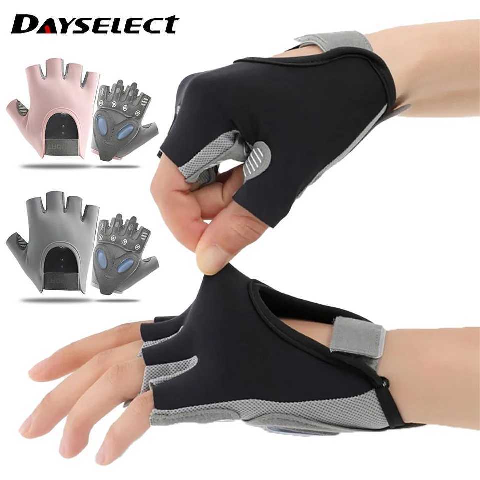 1Pair Sports Gloves Outdoors Bicycle Anti-Slip Durable Damping Breathable Half-Finger Gloves Mountain Climbing Fitness Men Women M260311
