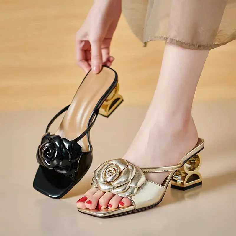 Women Shoes 2025 New Summer Fashion Flowers Black Beige Gold Dress Party Wedding Female Sandals Shoes Big Size 34-42 K260311