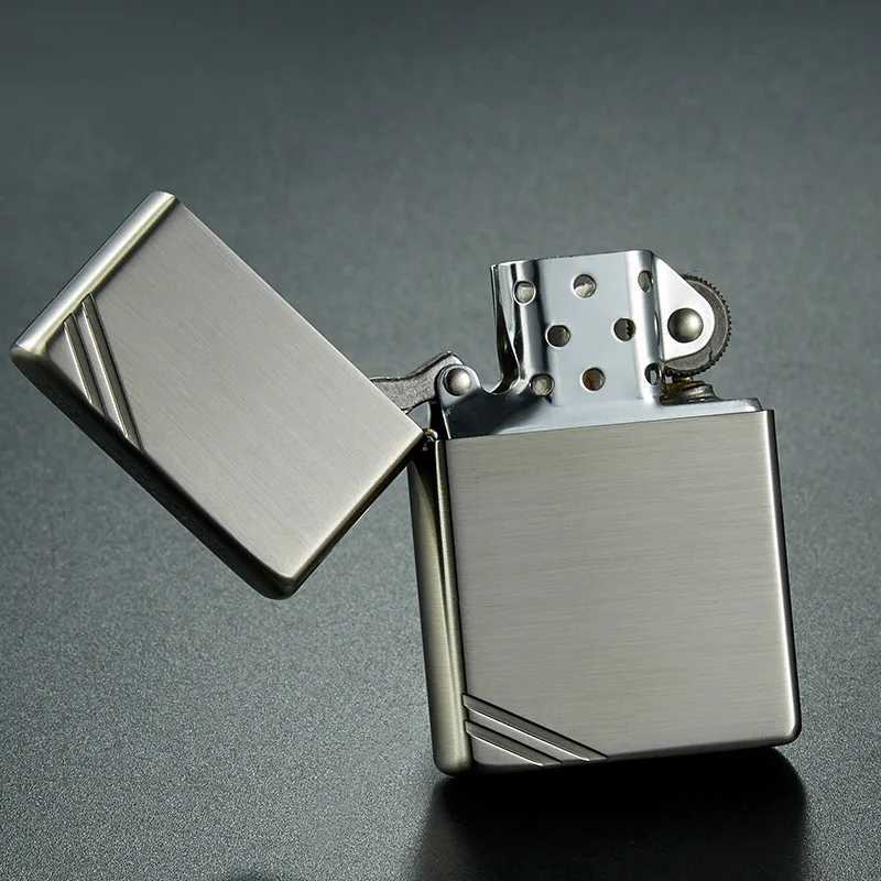 Pure Copper Windproof Metal Personalized Creative Square Head Retro Vintage Parallel Line Kerosene Lighter N260311