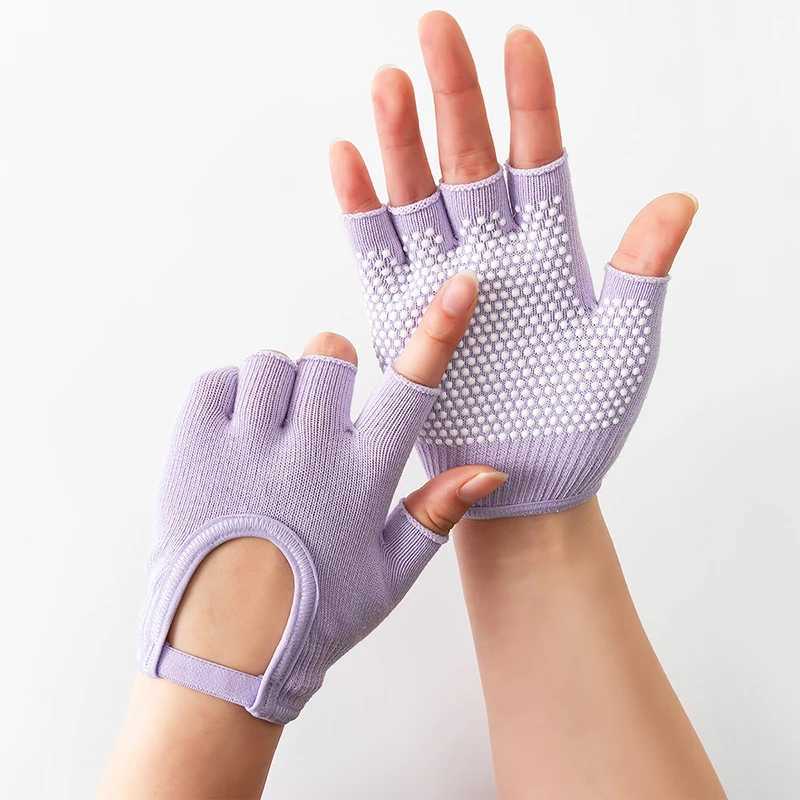 Women Anti-slip Yoga Gloves Cotton Fitness Half Finger Gloves Breathable Outdoor Cycling Bicycle Pilates Sports Fishing Gloves M260311