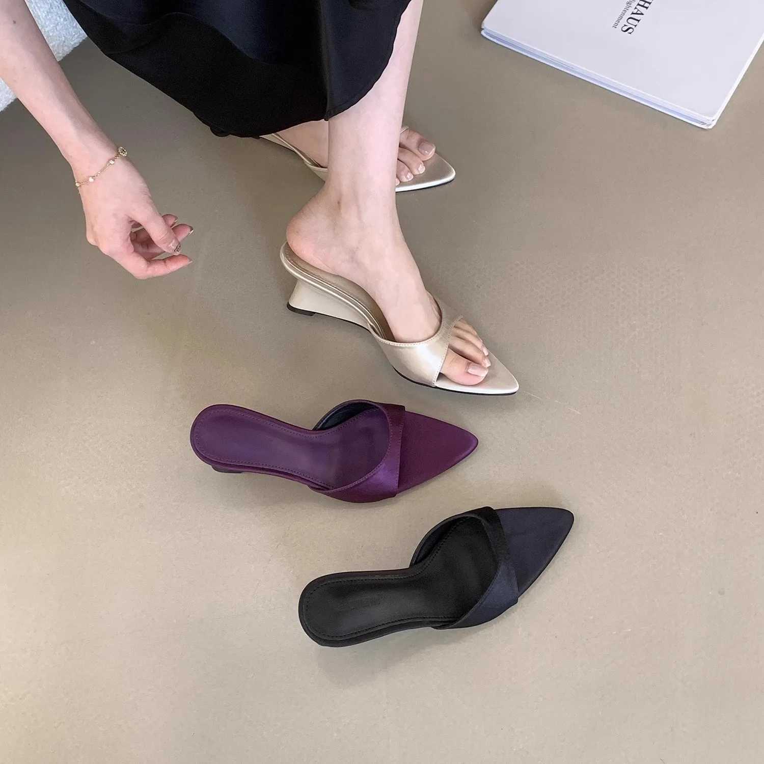 New Summer Fashion Wedges Heel Flip Flop Outdoor Clip Toe Women Gladiator Ladies Casual Dress Street Style Slides K260311