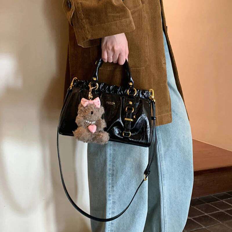 Women's Pleated Clouds Handbag Designer Trend Quality Tote Crossbody Compartments Casual Commuting Bag With Pendant XJ260311