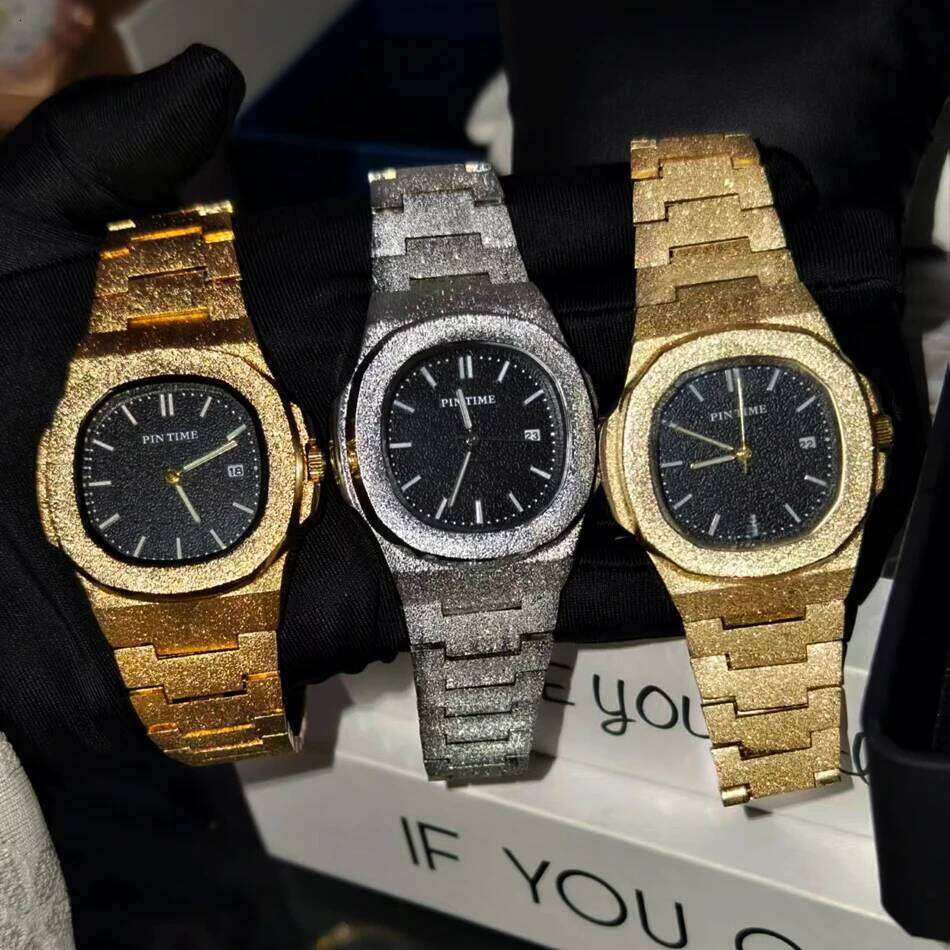 Golden Men's Luxury Frosted Watch Starry Sky Dial Quartz Waterproof Men Silver Wristwatch