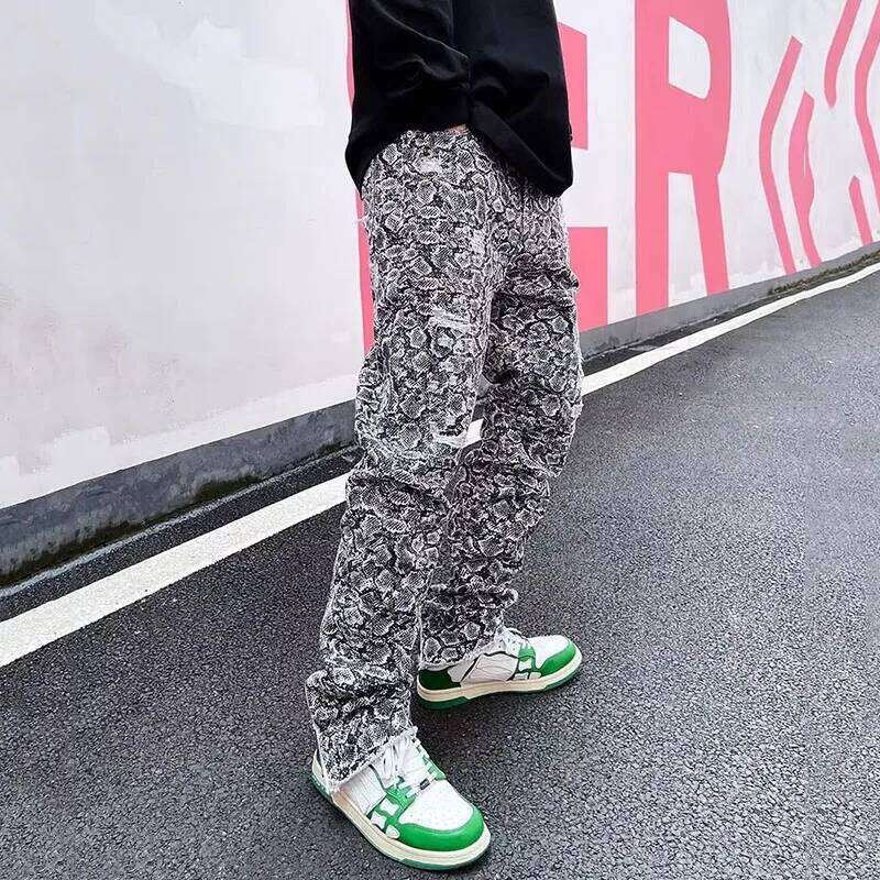 Men Fashion Snakeskin Graphic Jeans Male Baggy High Street Pants American Style Streetwear Casual Denim Trousers Z260225