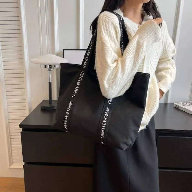 2026 Fashion and Leisure Zipper Women's Tote New High Quality Large Capacity Shoulder Hot Selling Canvas Shopping Bag XJ260311