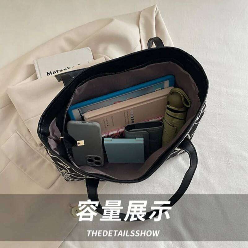 Casual Star Embroidery Women Shoulder Bags Large Capacity Ladies Tote Underarm Bag Daily Versatile Portable Female Handbags XJ260311