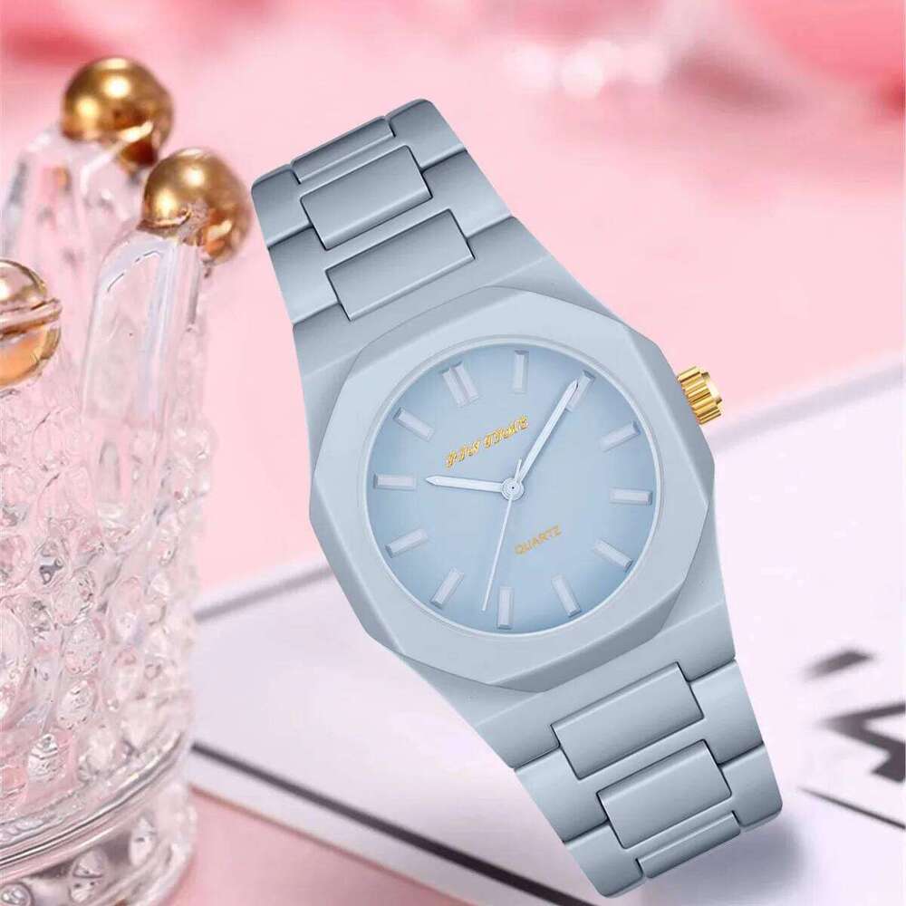 New Fashion Multicolor Classic Versatile Women's Quartz Watch
