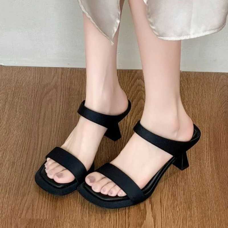 2025 Fashion Leopard Platform Toe Block Heel Open-Toe Slides Chunky Summer Outdoor Bestseller Womens High Heel K260311
