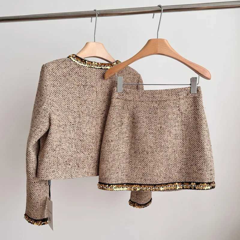 High Quality French Vintage Tweed 2 Piece Sets for Women Fashion Jacket Coat & Short Skirt SuitsT260311
