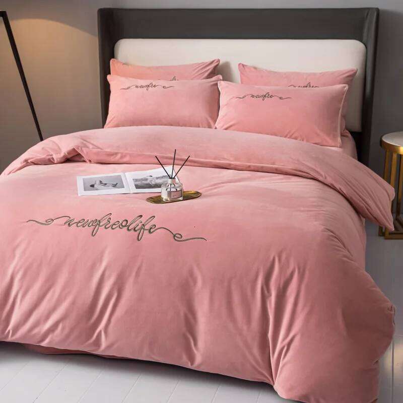 Thickened Baby Four Piece Winter Warm Milk Coral Velvet Bare Sleeping Bed Sheet and Bedding Set H260311