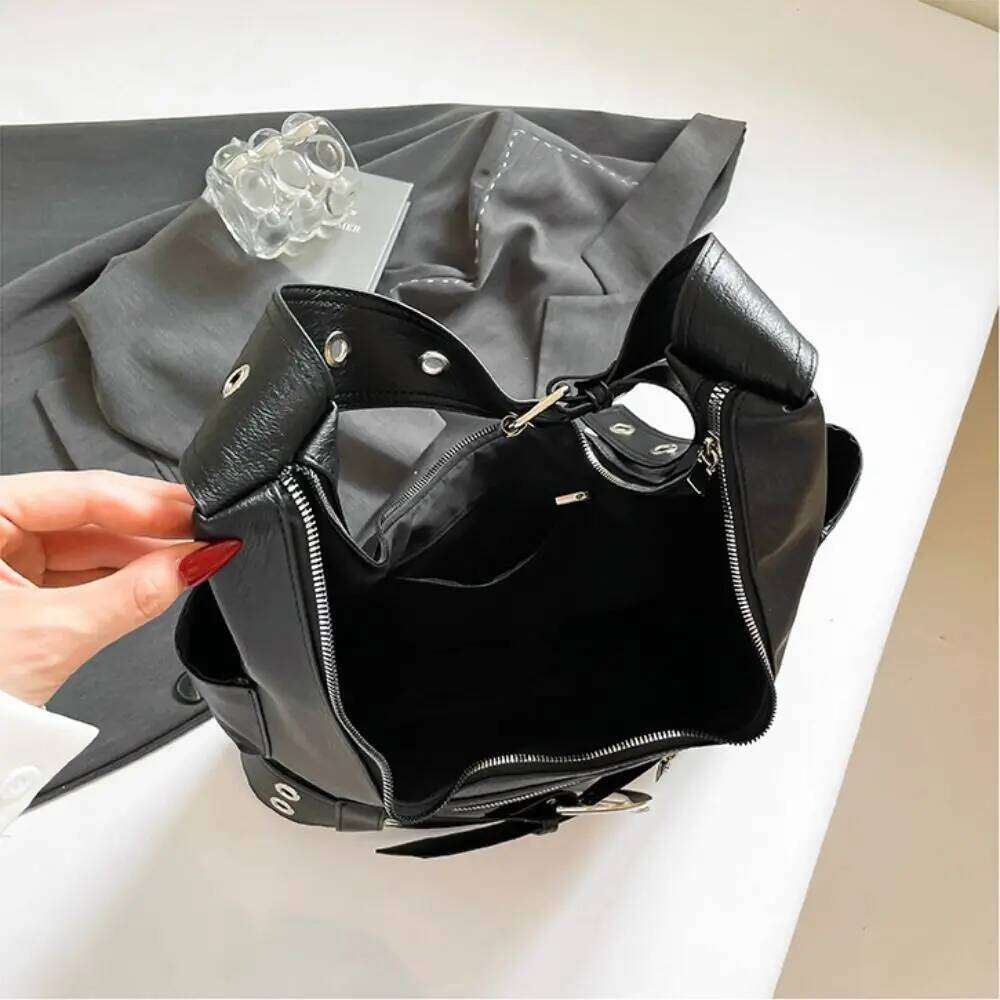 Portable Metal Stud Rivet Shoulder Punk Style Spicy Girl Sweet Cool Large Capacity Y2k Underarm Bag Lady XJ260311