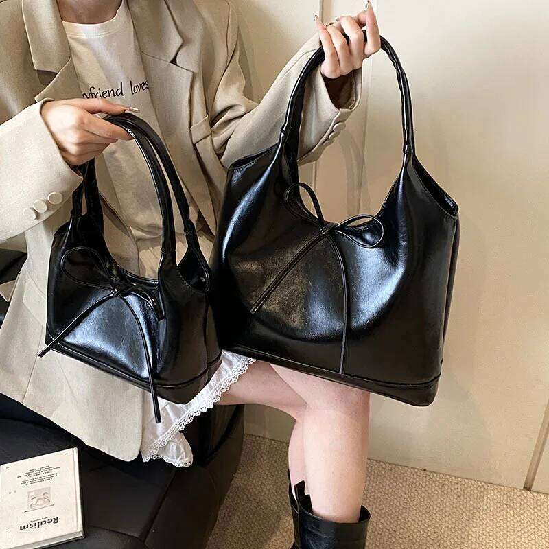 Korean Style Bow Decorated Niche PU Tote New Spacious Underarm Crossbody Bags Commuter Versatile Hand Carry Shoulder Bag XJ260311