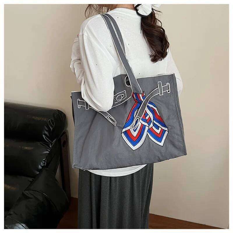 Embroidery Stylish Design Shoulder Bags Creative 2026 New High Quality Large Capacity Youth Sewing Thread Women's Handbags XJ260311