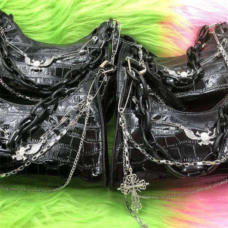 Gothic Dark Punk Underarm With Skull Shoulder Y2k Chain Crocodile Pattern Crossbody Bag Korean Popular Aesthetic Bags XJ260311