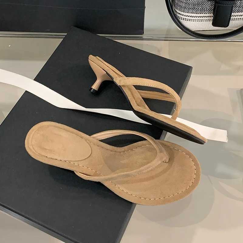 Fashion Round Clip Toe Thin Low Heels Women Outdoor Casual Sandals 2025 New Summer Flip Flops Shoes K260311