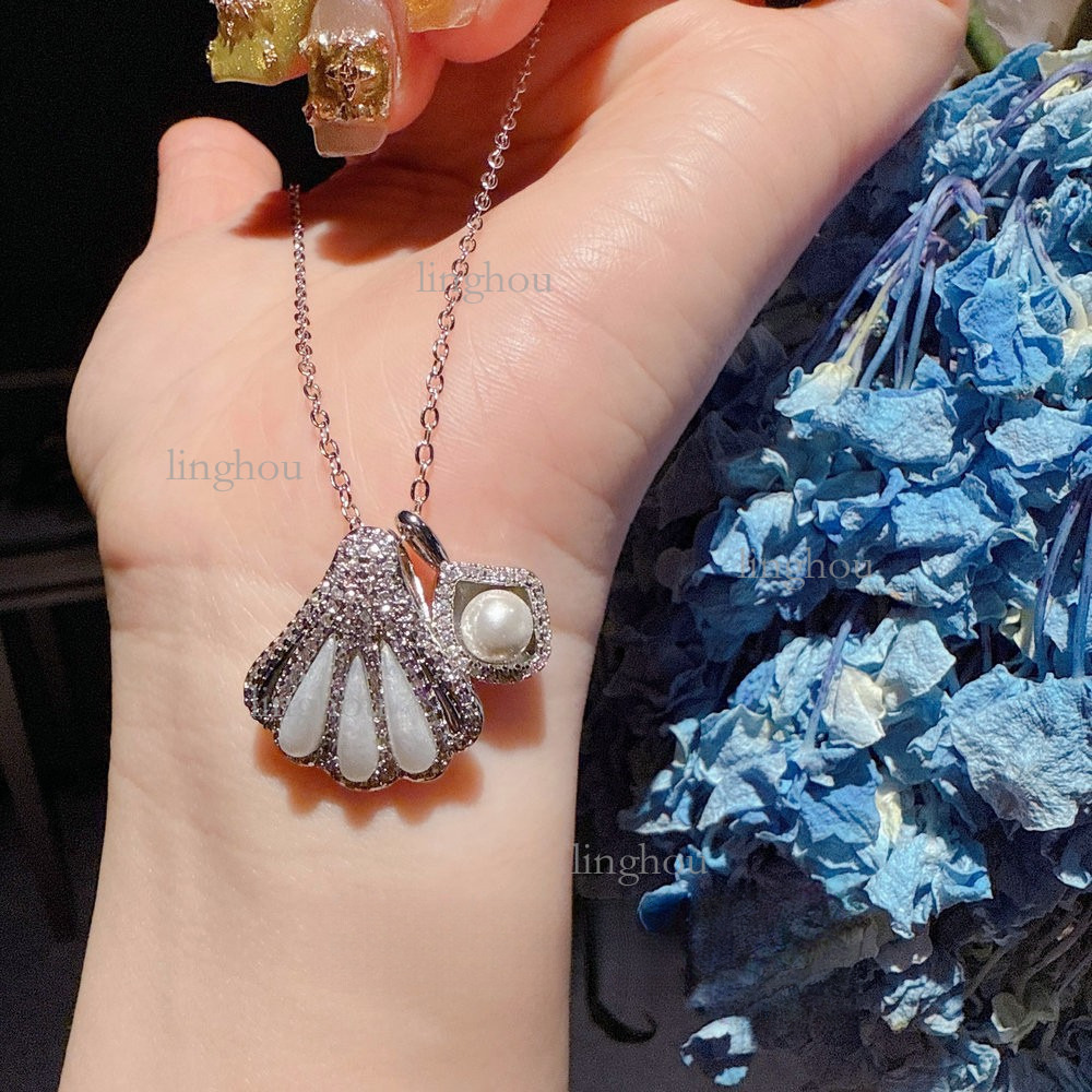 2026 Retro Scallop Mother Of Pearl Designer Necklace Luxury Brand Women's Jewelry Fashion Palace Style Pink Fan Earrings Trendy Accessories Whole